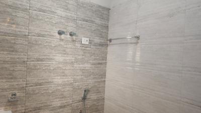 Bathroom Image of 500 Sq.ft 1 RK Apartment / Flat for rent in Sector 17 Gurgaon for Rs. 24500