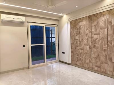 Bedroom Image of 2200 Sq.ft 4 BHK Builder Floor for sale in Sector 46 Gurgaon for Rs. 36000000