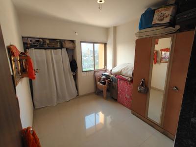 Bedroom Image of 1317 Sq.ft 3 BHK Apartment / Flat for sale in Rajubhai Ravajibhai Desai Siddhi Vinayak Green, Laskana Surat for Rs. 4200000