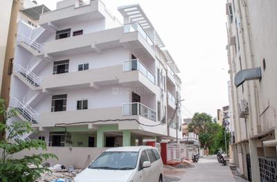 Image of 1200 Sq.ft 2 BHK Apartment / Flat for rent in Puppalaguda, Hyderabad for Rs. 35000