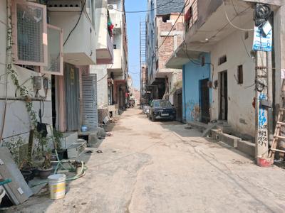 Image of 450 Sq.ft Residential Plot / Land for sale in Sector 81, Noida for Rs. 3000000