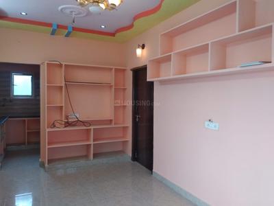 Living Room Image of 850 Sq.ft 2 BHK Apartment / Flat for rent in Payakapuram Vijayawada for Rs. 10000