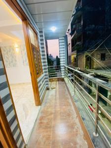 Balcony Image of 950 Sq.ft 3 BHK Apartment / Flat for sale in Sector 16A Dwarka New Delhi for Rs. 7000000