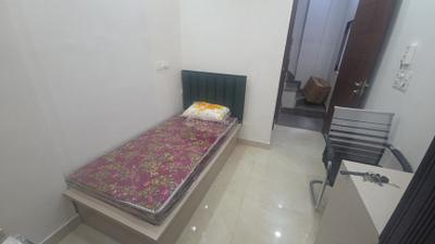 1 RK Independent Builder Floor