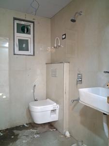 Common Bathroom Image of 1450 Sq.ft 3 BHK Apartment / Flat for sale in Capital Hometech Homes, Sector 51 Noida for Rs. 5700000