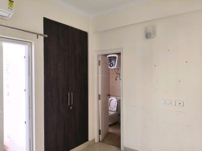 Bedroom Image of 1350 Sq.ft 2.5 BHK Apartment / Flat for rent in Shree Vardhman Victoria, Sector 70 Gurgaon for Rs. 43000