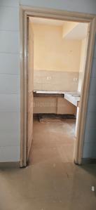 Kitchen Image of 966 Sq.ft 2 BHK Apartment / Flat for rent in Phase 2 Noida for Rs. 20000