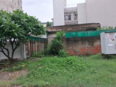 Image of 450 Sq.ft Residential Plot / Land for sale in Sector 105, Noida for Rs. 135000000