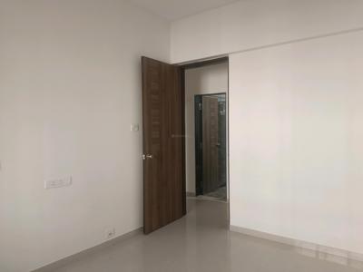 Bedroom Image of 1090 Sq.ft 2 BHK Apartment / Flat for rent in Lokhandwala Octacrest, Kandivali East Mumbai for Rs. 62000