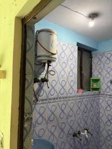 Bathroom Image of 850 Sq.ft 1 BHK Villa for rent in Sector 19 Noida for Rs. 21125