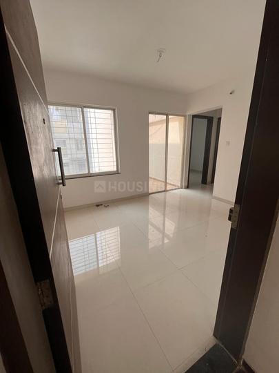 Majestique Oasis Main Image 1