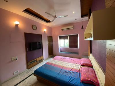 Bedroom Image of 3800 Sq.ft 3 BHK Independent House for rent in Satellite Ahmedabad for Rs. 54000