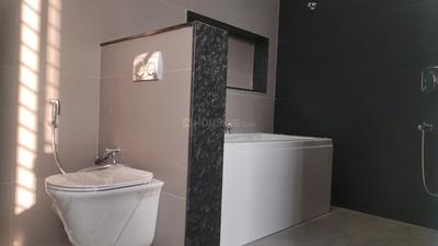 Bathroom Image of 4400 Sq.ft 4 BHK Duplex for sale in Kalapatti Coimbatore for Rs. 34000000