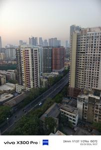 Balcony Image of 450 Sq.ft 1 BHK Apartment / Flat for rent in Chinchpokli Mumbai for Rs. 41000