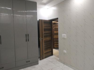 Bedroom Image of 800 Sq.ft 2 BHK Apartment / Flat for sale in Vikaspuri New Delhi for Rs. 9000000