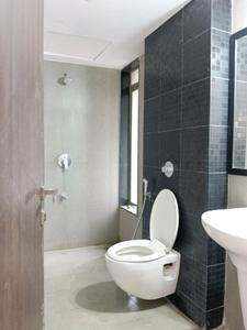 Common Bathroom Image of 950 Sq.ft 2 BHK Apartment / Flat for sale in Lodha Splendora, Thane West Thane for Rs. 10000000