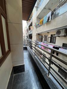 Balcony Image of 720 Sq.ft 3 BHK Builder Floor for sale in Shakurpur New Delhi for Rs. 9000000