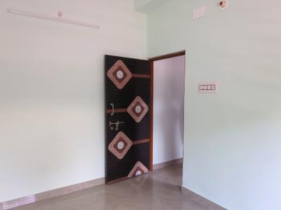 Bedroom Image of 928 Sq.ft 2 BHK Apartment / Flat for sale in Anil Apartments, Barasat Kolkata for Rs. 4640000