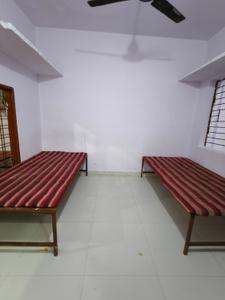 Hall Image of 600 Sq.ft 3 RK Independent House for rent in Ayodhya Bypass Bhopal for Rs. 15000