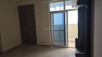 Bedroom Image of 1040 Sq.ft 2 BHK Apartment / Flat for rent in Saviour Greenisle, Crossings Republik Ghaziabad for Rs. 18000