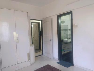 Bedroom Image of 980 Sq.ft 3 BHK Apartment / Flat for rent in Evershine Millennium Paradise, Kandivali East Mumbai for Rs. 70000