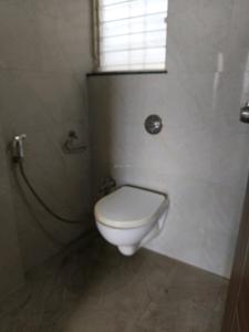 Common Bathroom Image of 915 Sq.ft 2 BHK Apartment / Flat for rent in Choice Goodwill 24, Lohegaon Pune for Rs. 25000