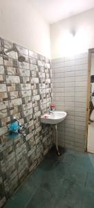 Bathroom Image of 2000 Sq.ft 5 BHK Independent House for rent in Smriti Nagar Bhilai for Rs. 15000