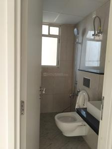 Bathroom Image of 850 Sq.ft 3 BHK Apartment / Flat for rent in Godrej Park Greens, Mamurdi Pune for Rs. 21000