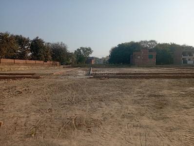 Image of 1000 Sq.ft Residential Plot / Land for sale in Naman Green Garden Phase II, Babatpur, Varanasi for Rs. 1100000