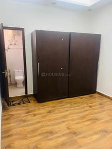 Bedroom Image of 2200 Sq.ft 3 BHK Builder Floor for rent in South Extension II New Delhi for Rs. 85000