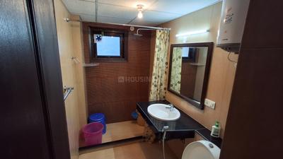 Bathroom Image of 1826 Sq.ft 3 BHK Apartment / Flat for rent in Manchanda Kaisville, Kais Kullu for Rs. 55000