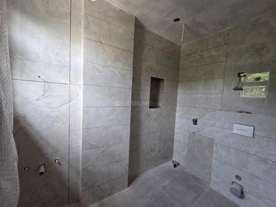 Bathroom Image of 4000 Sq.ft 4 BHK Builder Floor for sale in Ashoka Enclave Faridabad for Rs. 42500000