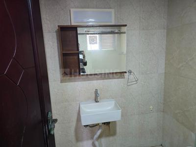 Bathroom Image of 1680 Sq.ft 3 BHK Apartment / Flat for rent in Perumbakkam Chennai for Rs. 30000