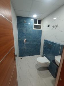 Bathroom Image of 1380 Sq.ft 3 BHK Apartment / Flat for rent in Jagatpura Jaipur for Rs. 30000
