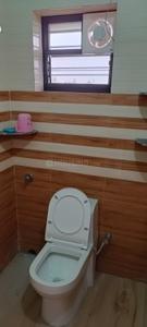 Bathroom Image of 950 Sq.ft 2 BHK Independent House for rent in Gopalpur, Mahestola Kolkata for Rs. 9000