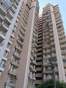 Building Image of 1150 Sq.ft 2.5 BHK Apartment / Flat for rent in Supertech Cape Town by Supertech Limited, Sector 74 Noida for Rs. 27000