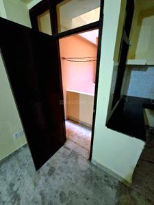 Balcony Image of 250 Sq.ft 1 RK Apartment / Flat for rent in Sector 28 Dwarka New Delhi for Rs. 6000