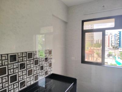 Kitchen Image of 800 Sq.ft 2 BHK Apartment / Flat for rent in Lodha Paradise, Thane West Thane for Rs. 46000