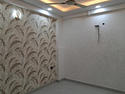 Bedroom Image of 1000 Sq.ft 2 BHK Apartment / Flat for sale in Skyline Dev Residency, Sector 104 Noida for Rs. 4850000