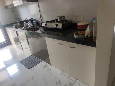Kitchen Image of 1200 Sq.ft 3 BHK Apartment / Flat for rent in Raheja Ridgewood, Goregaon East Mumbai for Rs. 130000