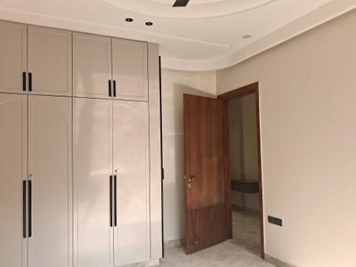Bedroom Image of 1800 Sq.ft 3 BHK Builder Floor for sale in Paschim Vihar New Delhi for Rs. 37600000