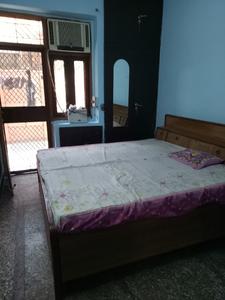 Bedroom Image of 499 Sq.ft 1 BHK Builder Floor for rent in Karol Bagh New Delhi for Rs. 19092