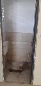 Bathroom Image of 450 Sq.ft 1.5 BHK Apartment / Flat for sale in Gomti Nagar Extension Lucknow for Rs. 1400000