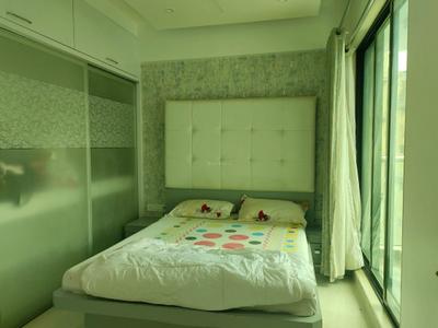 Bedroom Image of 1055 Sq.ft 2 BHK Apartment / Flat for sale in Swaraj Daffodils, Airoli Navi Mumbai for Rs. 19000000