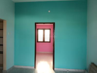 Hall Image of 398 Sq.ft 1 BHK Villa for sale in Maraimalai Nagar Chennai for Rs. 2224500