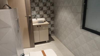 Bathroom Image of 1500 Sq.ft 3.5 BHK Apartment / Flat for sale in Panchsheel Greens 2, Noida Extension Greater Noida for Rs. 14999999