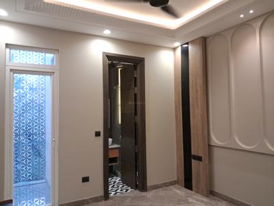 Bedroom Image of 1350 Sq.ft 3 BHK Builder Floor for sale in Paschim Vihar New Delhi for Rs. 27000000