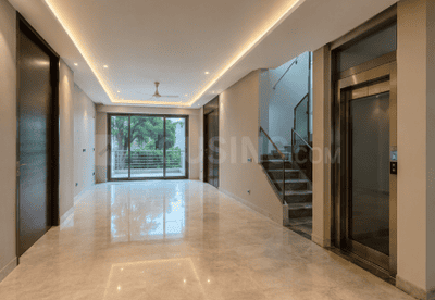 Living Room Image of 2400 Sq.ft 6 BHK Duplex for sale in Punjabi Bagh New Delhi for Rs. 51500000