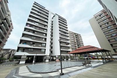 Image of 3240 Sq.ft 3 BHK Apartment / Flat for sale in Nikol, Ahmedabad for Rs. 14300000