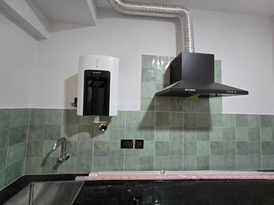 Kitchen Image of 690 Sq.ft 1 RK Apartment / Flat for rent in Pantheeramkavu Kozhikode for Rs. 27000